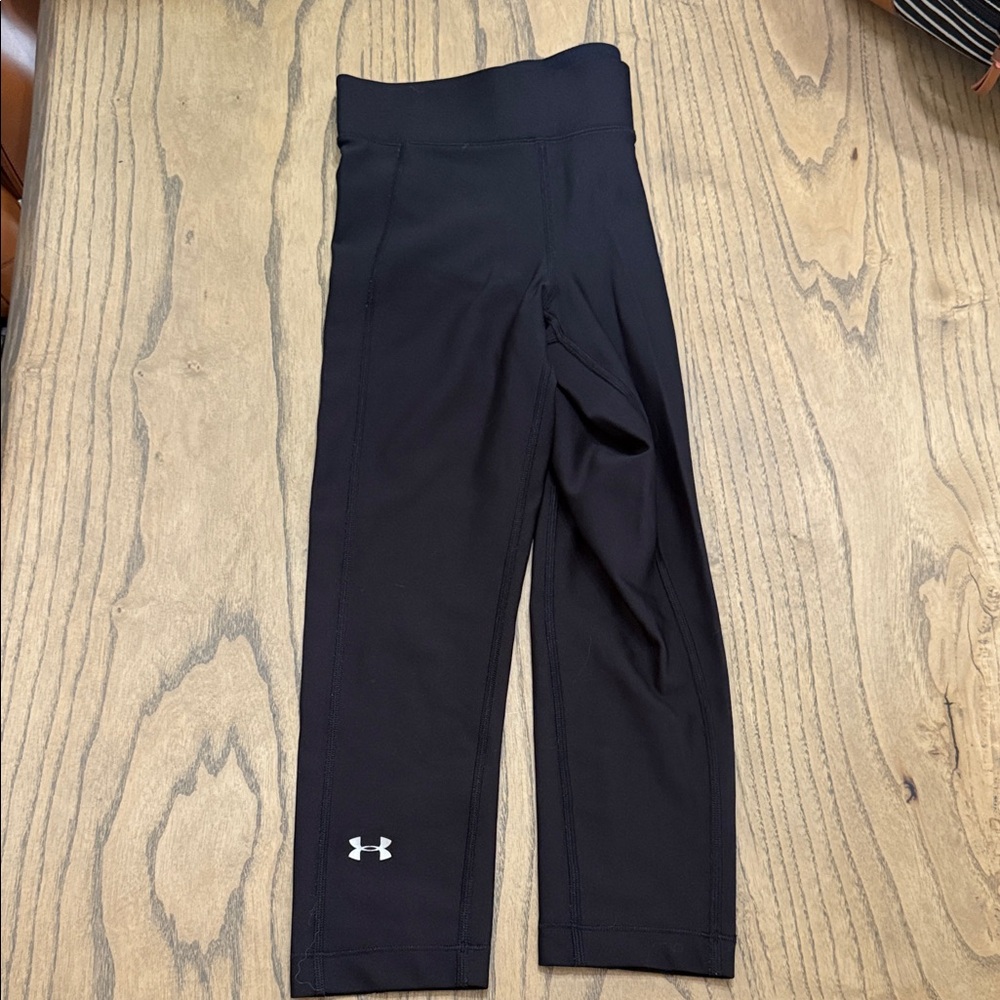 Under Armour crop compression work out leggings